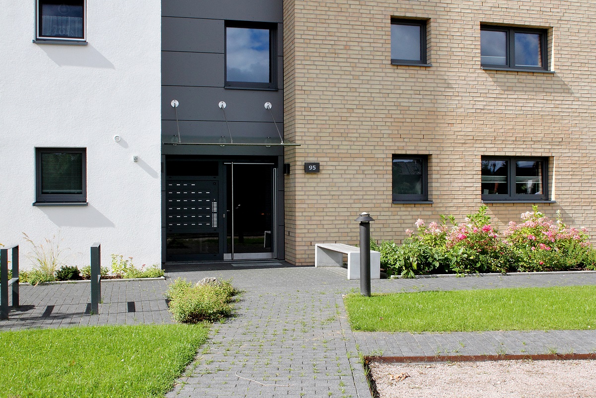 Maisonettewohnung aus 2016 mit 2 Balkonen - Photo 1