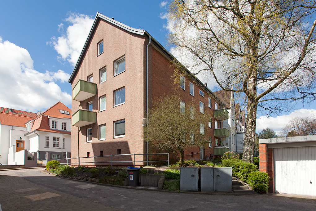 Solide Wohnung mit Balkon - Foto 1